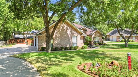 6021 Melrose Circle, Granbury, TX 76049 — photo 3