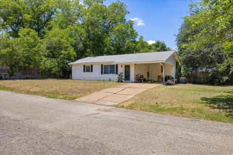 765 W Park Street, Stephenville, TX 76401 — photo 3