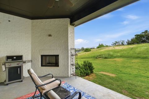 404 Oak Meadow Lane, Weatherford, TX 76085 — photo 3