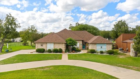 9004 Woodlawn Drive, Granbury