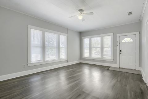 520 E Day Street, Denison, TX 75021 — photo 2
