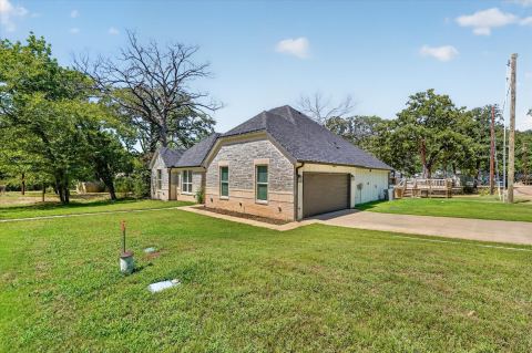 114 Dowdy Lane, Mabank, TX 75156 — photo 2