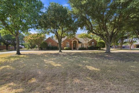 1212 N Creek Circle, Waxahachie, TX 75165 — photo 2
