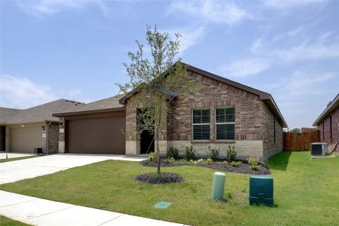 113 Anderson Mill Street, Azle, TX 76020 — photo 2