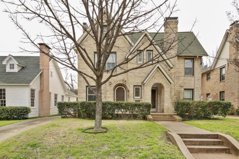 5930 1/2 La Vista Drive, Dallas