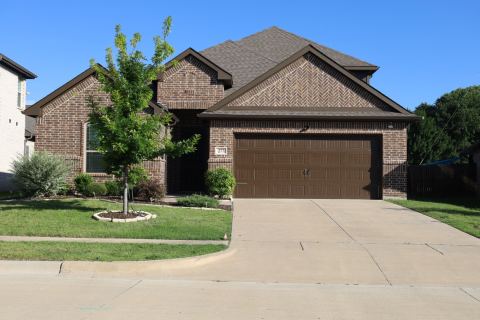 277 Allegheny Drive, Burleson, TX 76028 — photo 2