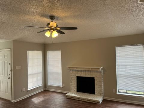 1152 Landsdale Lane, Saginaw, TX 76179 — photo 3