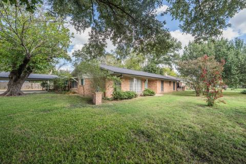 1501 College Street, Sulphur Springs