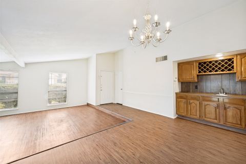 4708 Woodfield Drive, Arlington, TX 76016 — photo 3