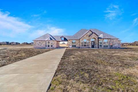 1022 Foolish Pleasure Drive, Terrell, TX 75160 — photo 2