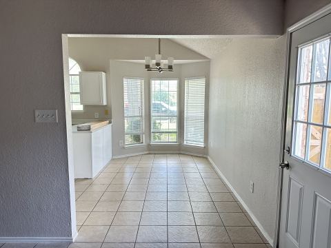1117 Edenbrook Drive, Arlington, TX 76001 — photo 3