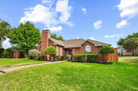2669 Daffodil Drive, Richardson, TX 75082 — photo 2