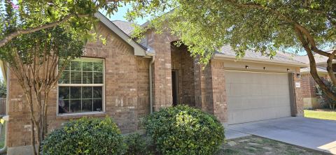 452 Paddle Drive, Crowley