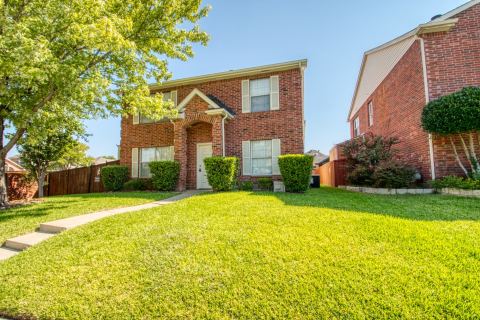 901 Elizabeth Drive, Lewisville, TX 75067 — photo 3