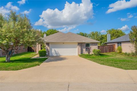 302 Harvard Drive, Princeton, TX 75407 — photo 2