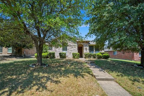 1333 Illinois Avenue, Lancaster, TX 75134 — photo 2