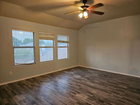 702 Locustberry Drive, Red Oak, TX 75154 — photo 3