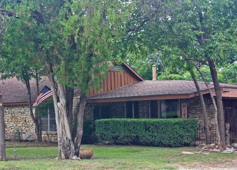 305 Bryan Street, Glen Rose, TX 76043 — photo 2