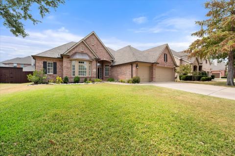 1815 Lakes Edge Boulevard, Mansfield, TX 76063 — photo 2
