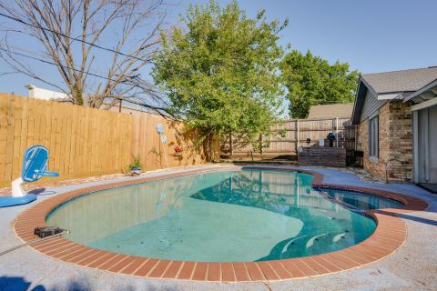 1205 Denmark Street, Grand Prairie, TX 75050 — photo 2