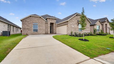 4925 ANGUS Drive, Arlington
