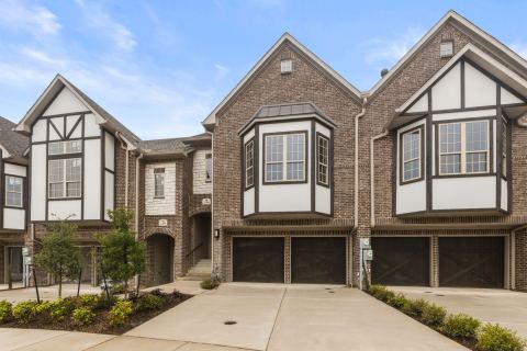 2186 Southwick Drive, Lewisville