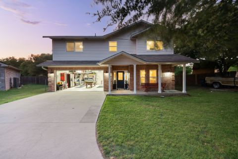 336 Timbercreek Court, Princeton, TX 75407 — photo 2