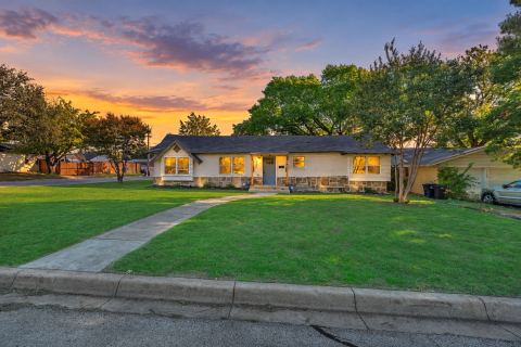 5501 Westcreek Drive, Fort Worth