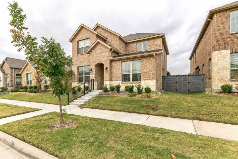 6028 Paddock Lane, Little Elm, TX 76227 — photo 2