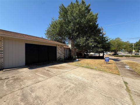 4212 Coronet, Arlington, TX 76017 — photo 2