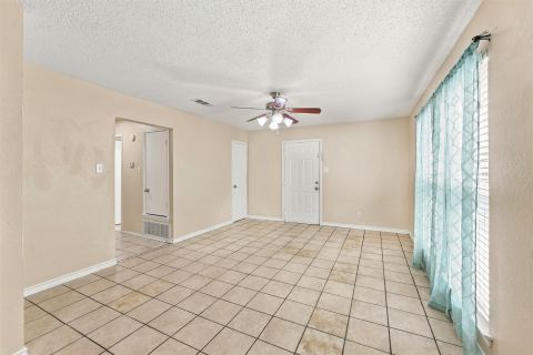 403 N 7th Street D, Midlothian, TX 76065 — photo 3
