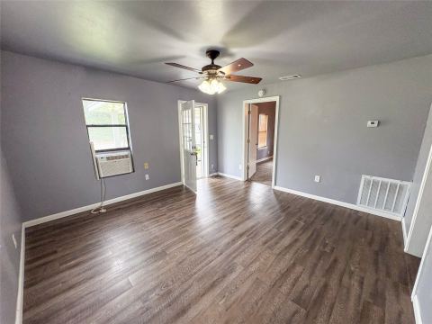 528 W Florence, Denison, TX 75020 — photo 3