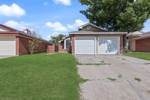 4745 Poppy Drive E, Fort Worth, TX 76137 — photo 3
