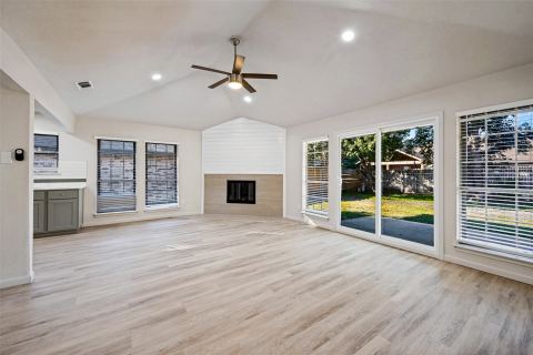 4113 Hemlock Street, Fort Worth, TX 76137 — photo 2