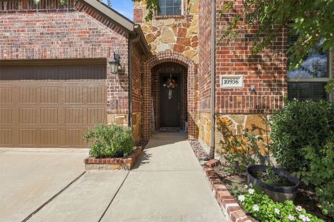 10936 Calvert Place, McKinney, TX 75071 — photo 3