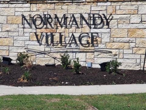 593 Hutchinson Lane, Lewisville, TX 75077 — photo 3