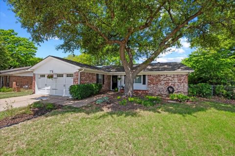 7413 Christopher Court, North Richland Hills, TX 76180 — photo 2