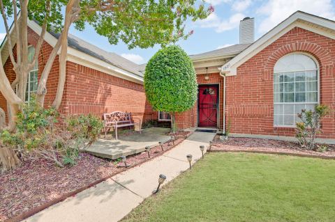 1926 Oak Bend Lane, Garland, TX 75040 — photo 3