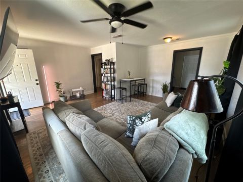 2454 Lea Crest Drive, Dallas, TX 75216 — photo 2