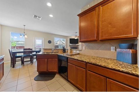 1701 Twin Hills Way, Princeton, TX 75407 — photo 3