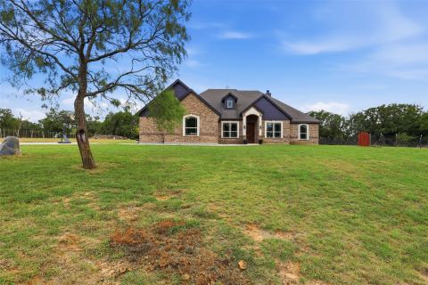 223 Toto Road, Weatherford