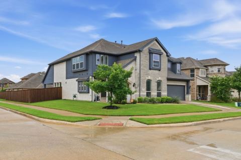 1720 Benny Lane, Little Elm, TX 75068 — photo 2