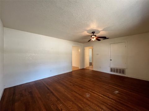 305 EAST ROAD, Stephenville, TX 76401 — photo 2