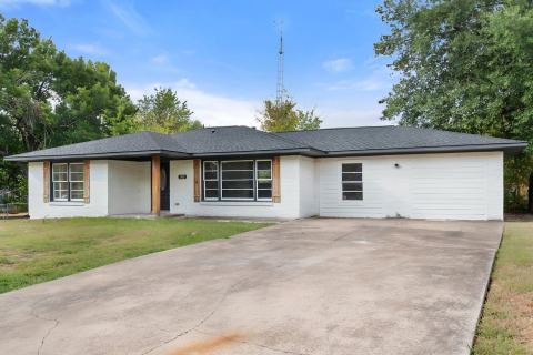 2922 College Circle, Corsicana