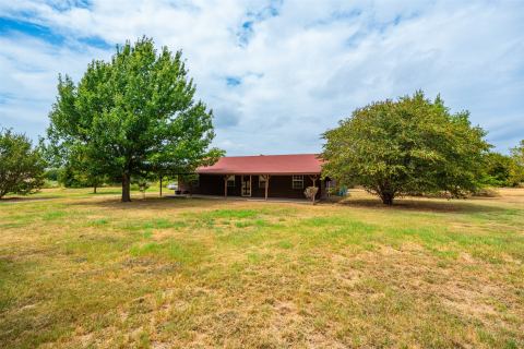 545 County Road 1110a, Cleburne, TX 76031 — photo 2