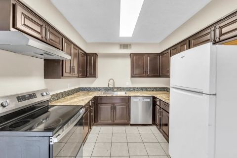3024 Tudor Lane, Irving, TX 75060 — photo 3