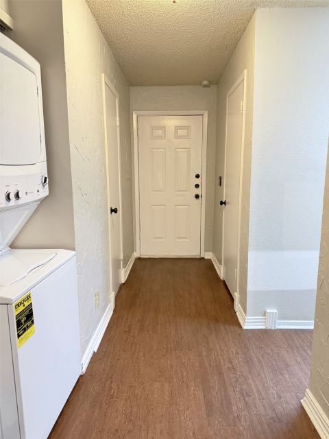 740 W Collins Street, Denton, TX 76201 — photo 3