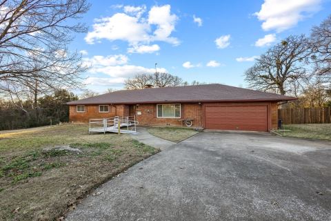1701 S Lillis Lane, Denison, TX 75020 — photo 2