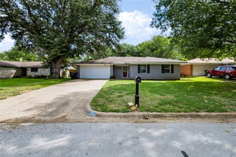 1508 Yucca Street, Midlothian