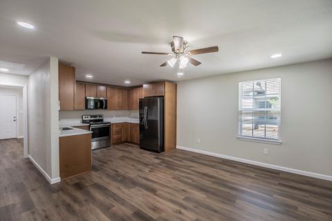 4901 Curzon Avenue 105, Fort Worth, TX 76107 — photo 3